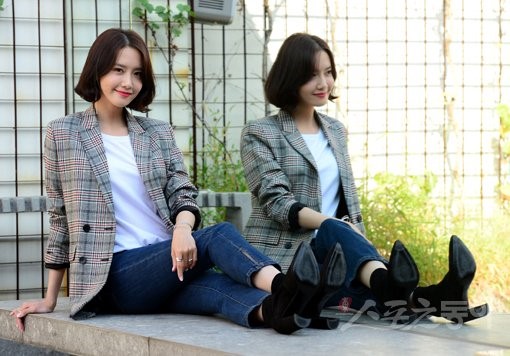 Photoshoot Yoona Continues To Stun With Her Short Hair