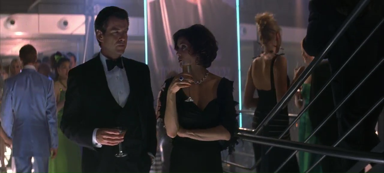 007 El Mañana Nunca Muere 720p Lat-Cast-Ing 5.1 (1997) Rrz8sNUG_o