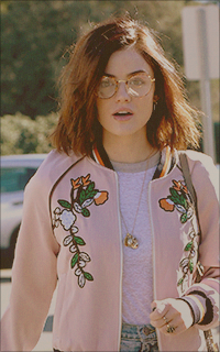 Lucy Hale NPpS4bfI_o